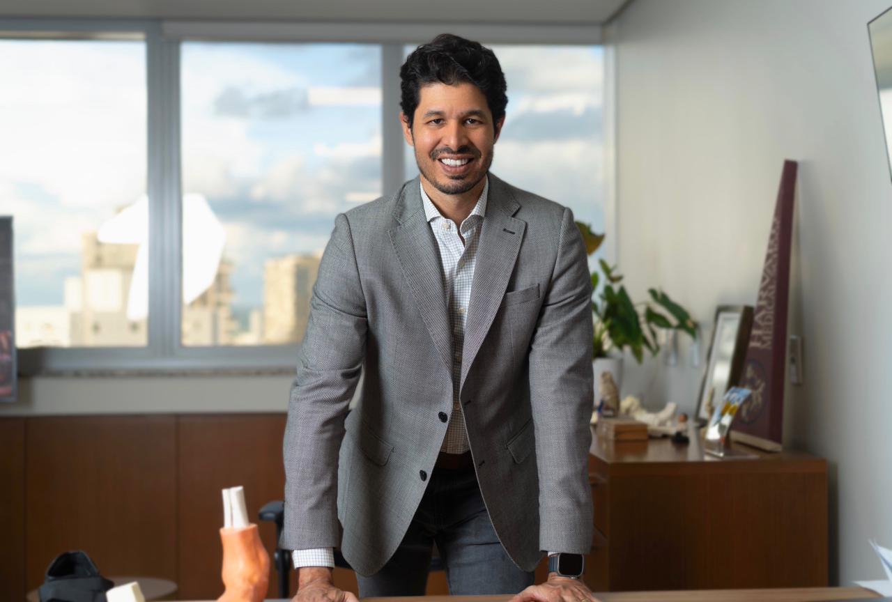 Dr. Bruno Air